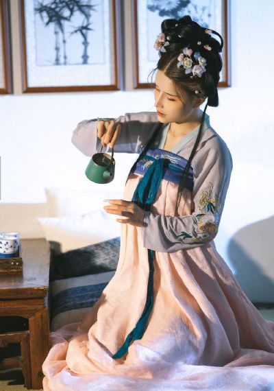 八千里路云和月电视剧在线观看_1080P在线观看高清